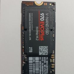 2TB Samsung Evo NVMe M.2 SSD Excellent Working Condition 