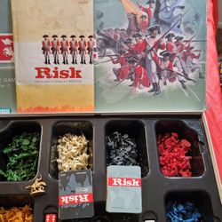 Vintage 2003 risk board game complete 