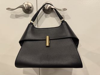 Like New! Black Leather Arcadia Italian Handbag
