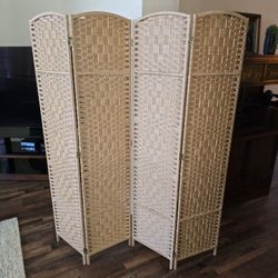 Woven Folding Room Divider – Natural Wood / Wicker Style – 4 Panel Privacy Screen 71h x 54w