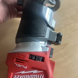 Firm! Milwaukee M18 FUEL 18V Lithium-Ion Brushless Cordless Compact Router (Tool-Only)