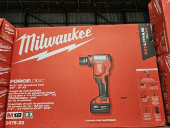Milwaukee M18 10T Knockout Tool 1/2" - 4" Kit