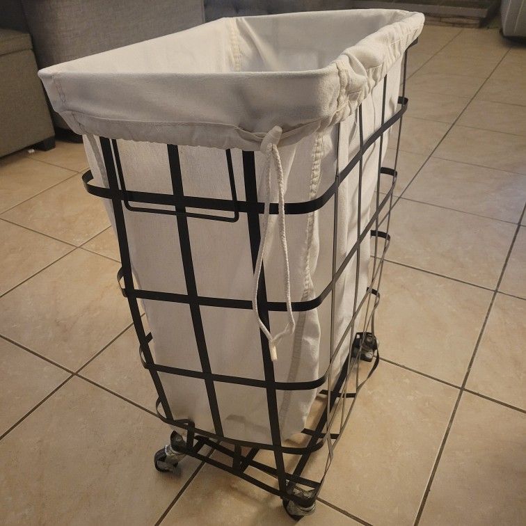 Laundry Basket 