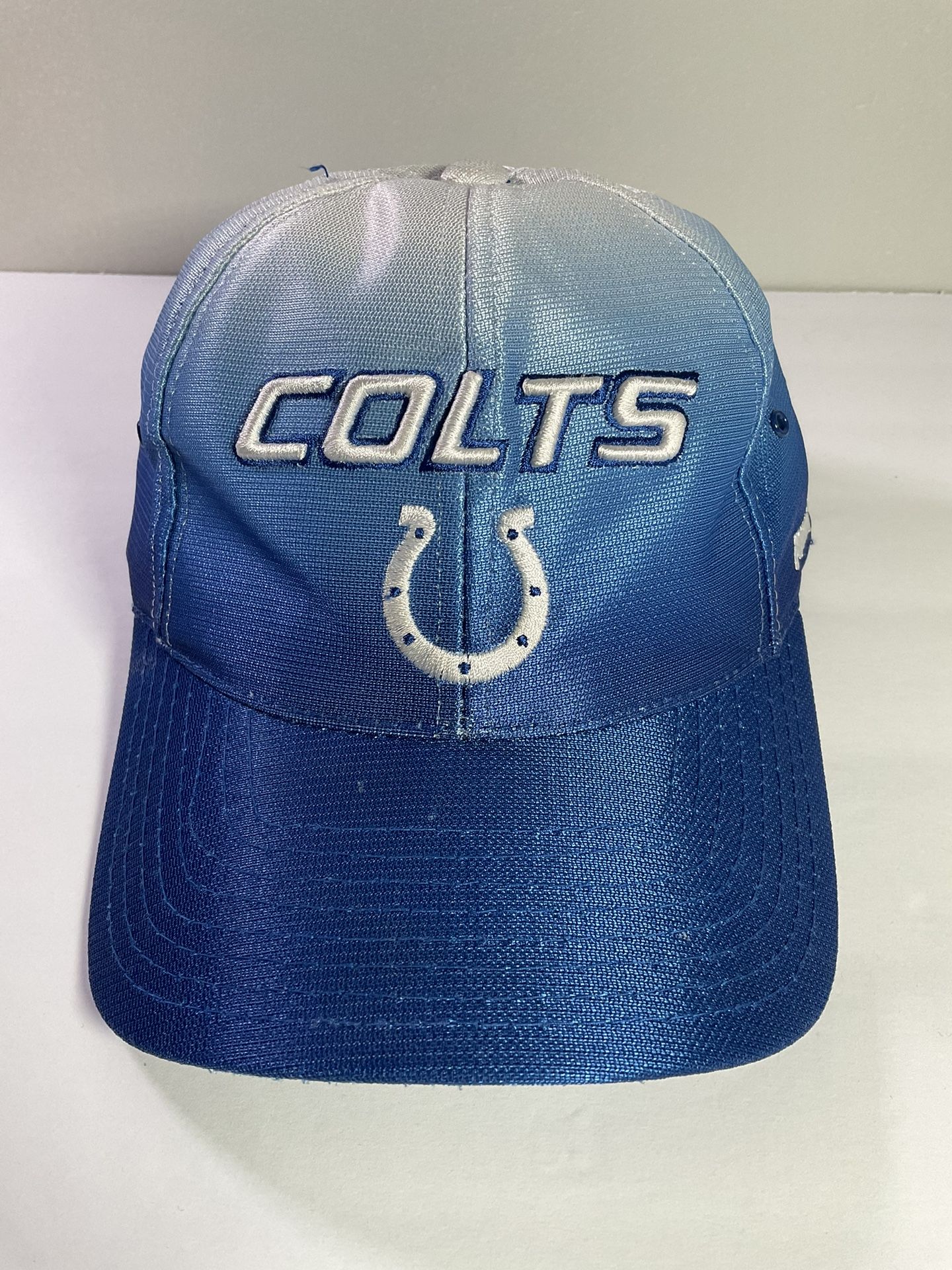 Indianapolis Colts Vintage PUMA NFL Pro Line Authentic Team Apparel Hat Cap Pre-owned, no flaws I have 10+ Colts items listed, can combine shipping