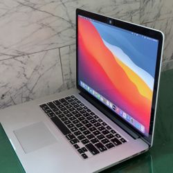apple MacBook Pro 15” Retina Quad core I7 16GB RAM 256GB SSD $275