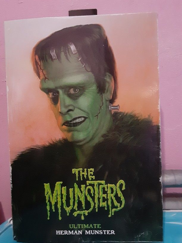 Herman MUNSTER (NECA FIGURE)