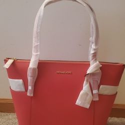 Michael Kors Deep Pink Bag 👜 