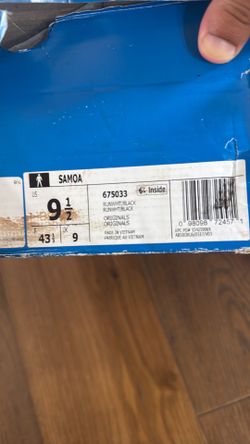 Adidas Samoa 9.5 brand new