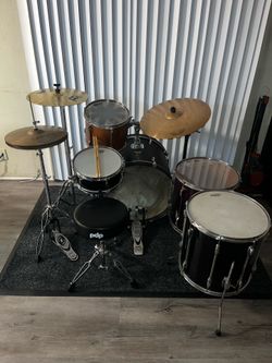 Complete Drum Set