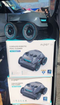 Cordless pool cleaner Aiper seagull pro