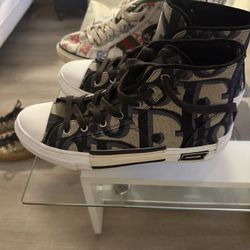 Dior Shoes Men Size 9.5 ! Selling 