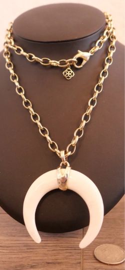 Kendra Scott Necklace