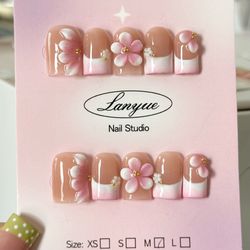 Press on nails size Medium