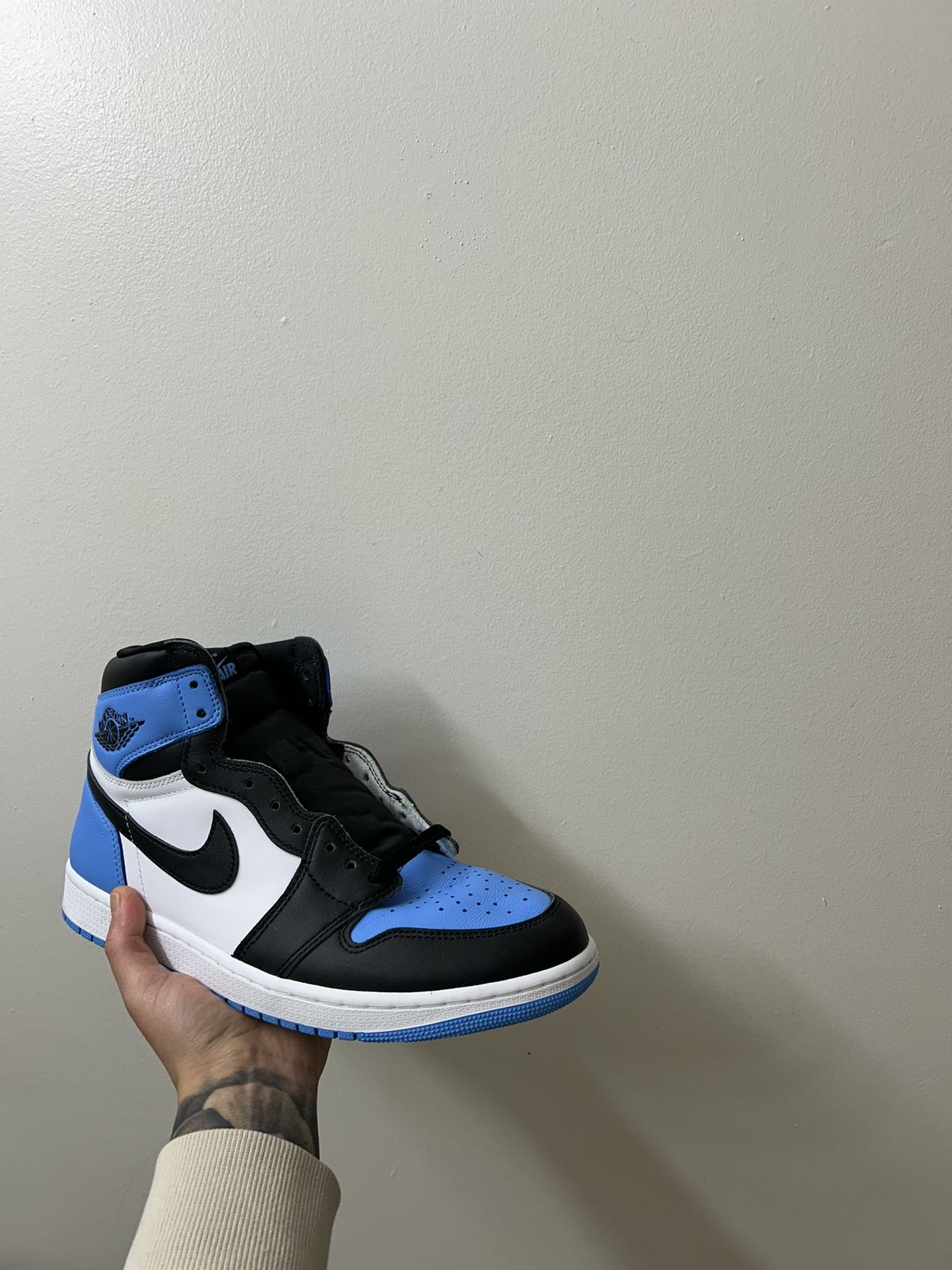 Jordan 1 UNC Toe (Size 10.5)