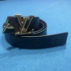 Louis Vuitton Authentic Belt