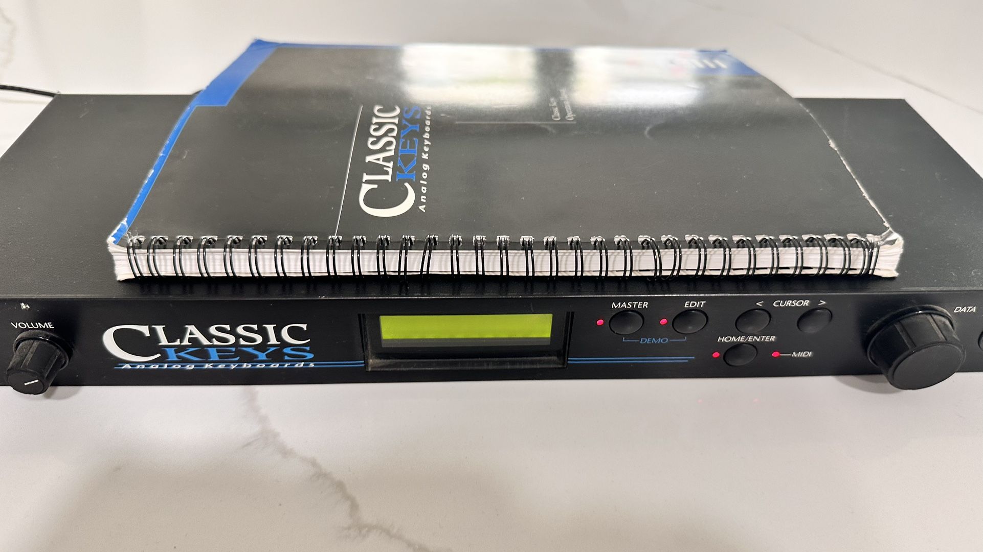 🎹 EMU Classic Keys Synthesizer – Vintage Sound Module w/ MIDI Cables & Manual