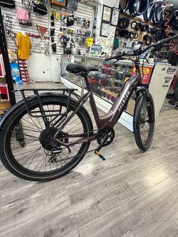 AVENTON E-BIKE LEVEL 3