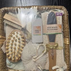 New Unopened Spa Set