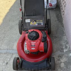 Troy Bilt Push Mower Perfectly Working Condition Tested Before Buy It 5.50ex Big Rear Wheels 140$$ Cash 