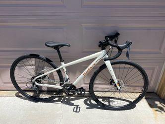 BRAND NEW Salsa Journeyer Gravel Bike – Size XS 51 (4’11-5’2 riders)