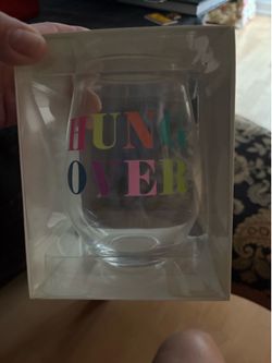 30oz wine glass and wine themed socks