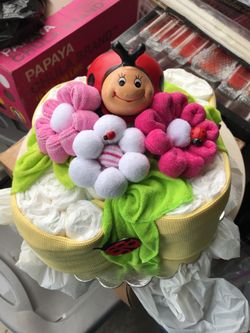 Flower diaper cake