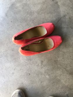 Red Velvet High Heels 👠