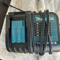 Makita battery charger very new