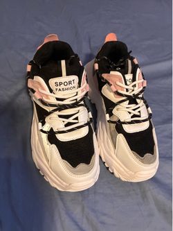 Chunky Platform Sneakers - Black/White/Pink - Sport Fashion - Women’s Siz