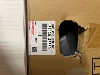 2022-25 Toyota RAV4 right side headlight