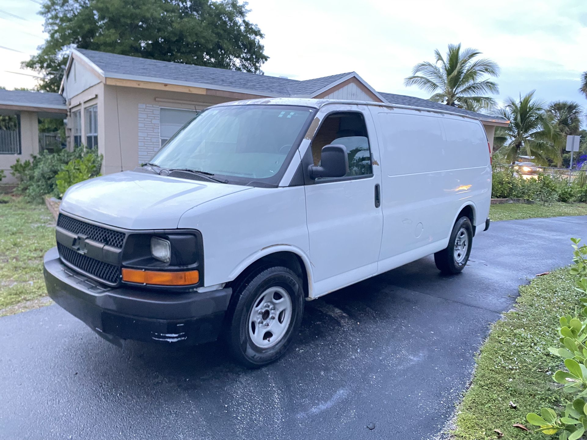 2008 Chevy Express Cargo Van