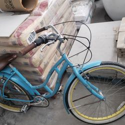 Girls 6 Speed Bicycle 26"