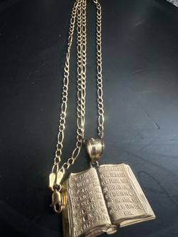 10k pendant and 10k chain