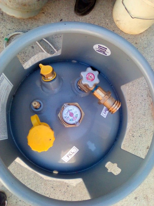 2 Forklift Tanks