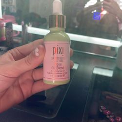 Skincare Pixi Rose Oil