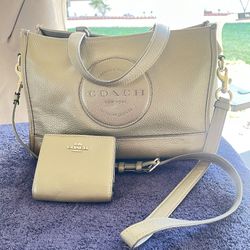 Coach Green Dempsey Tote Bag With Wallet.