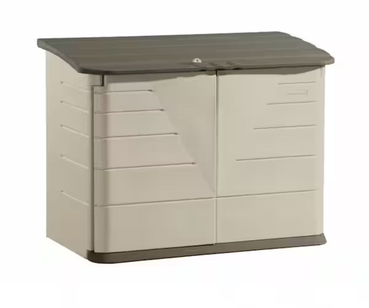 Rubbermaid 2 ft. 7 in. x 5 ft. Horizontal Resin Storage Shed