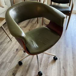 Set Of 2 Retro Style Desk Chairs