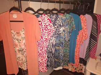 Women's Clothing Lot – Mixed Tops