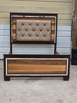 QUEEN BED FRAME
