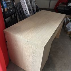 Large desk