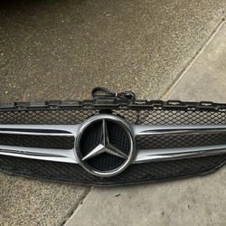 2015-2018 OEM Mercedes C-Class Front Grill With Lighting Star