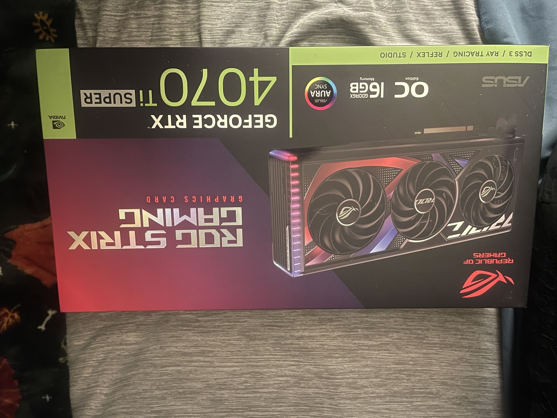 Open Unused Asus Rog 4070 Ti Super