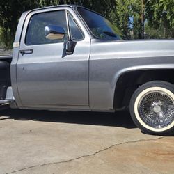 LOOKING TO TRADE BOTH MY RIDES FOR ONE NICE LOWRIDER 