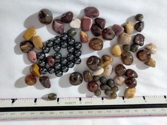 135 Grams of a variety of natural polished beautiful stone beads and magnetic beads ready to use. 