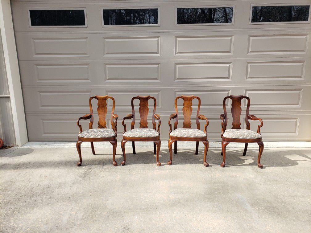 4 Chipanddale  Wooden Chairs Matching