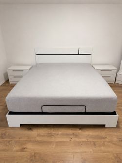 Modern King Bedroom Set – Moving Sale! $850 OBO
