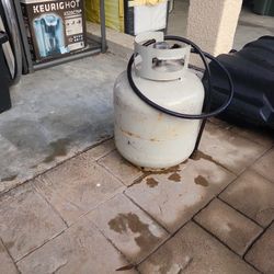 Used Propane Tank With Hose
