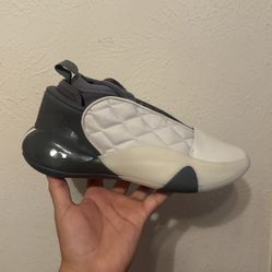 Adidas Harden Vol 7 Size 6.5