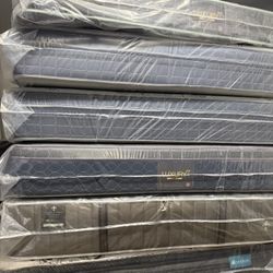 CALIFORNIA KING PILLOW TOP MATTRESS